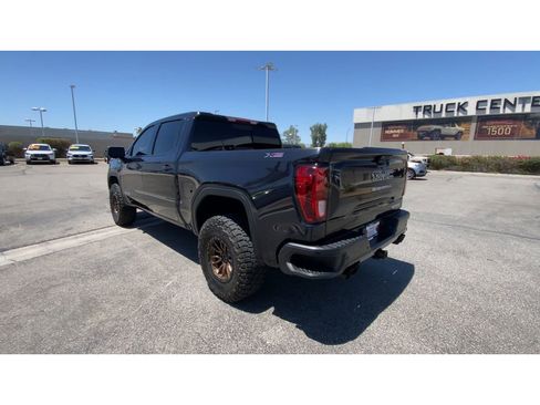 Used 2023 GMC Sierra 1500 Elevation w/ Elevation Premium Package AWD/4WD image 6