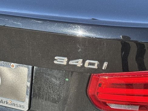 Used 2018 BMW 340i Sedan w/ Premium Package image 6
