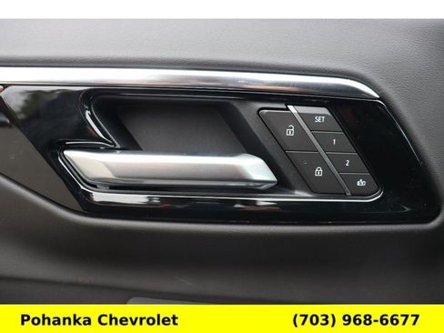 New 2026 Chevrolet Suburban High Country image 18