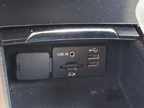 Used 2015 Lincoln MKC AWD w/ Equipment Group 102A Reserve image 24