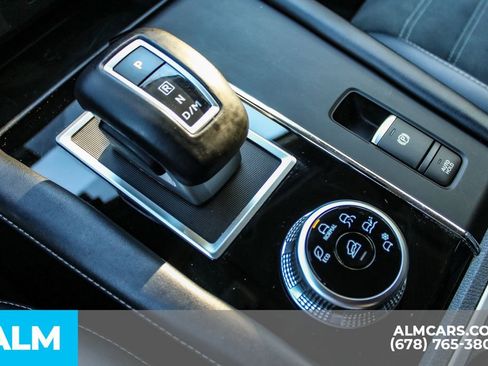 Used 2024 Mitsubishi Outlander SE image 37