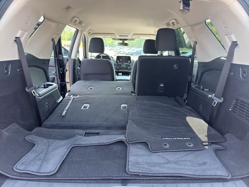 Certified 2025 Nissan Pathfinder S AWD/4WD image 36
