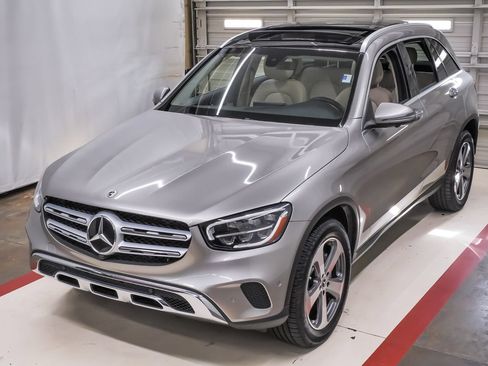 Used 2021 Mercedes-Benz GLC 300 image 1