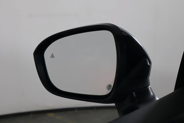 Used 2024 Nissan Ariya AWD image 41