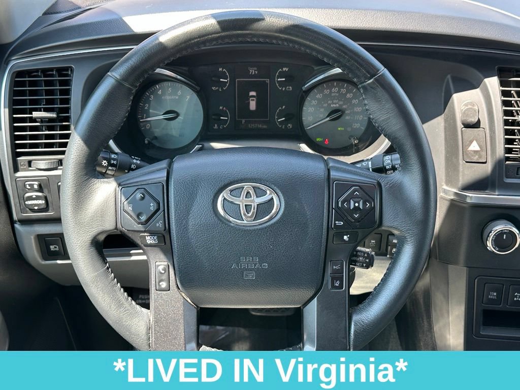 Used 2018 Toyota Sequoia SR5 AWD/4WD image 34