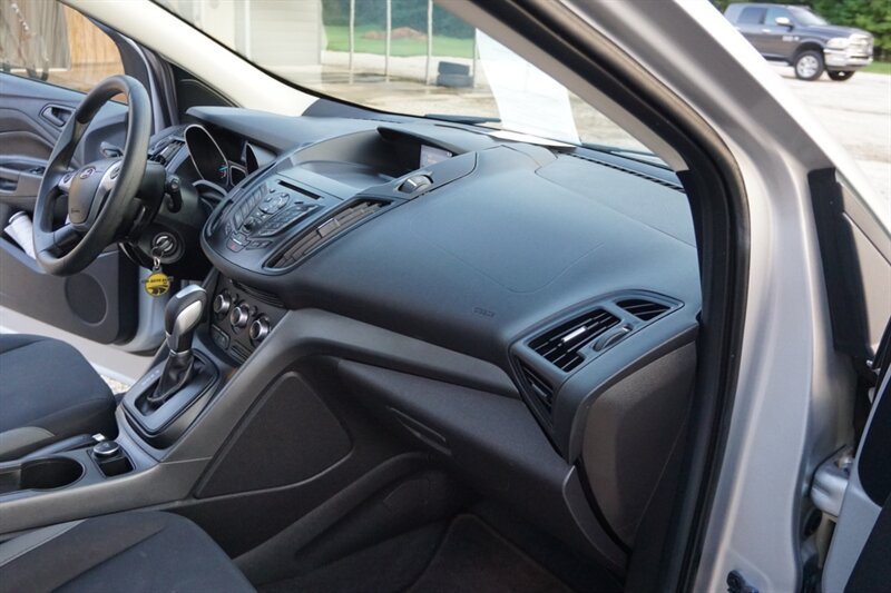 Used 2014 Ford Escape S FWD image 15