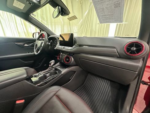 Certified 2025 Chevrolet Blazer RS w/ Enhanced Convenience Package image 17