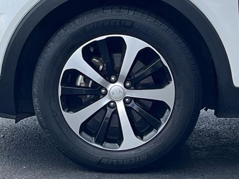 Used 2018 Kia Sorento EX w/ EX Advanced Touring Package image 34