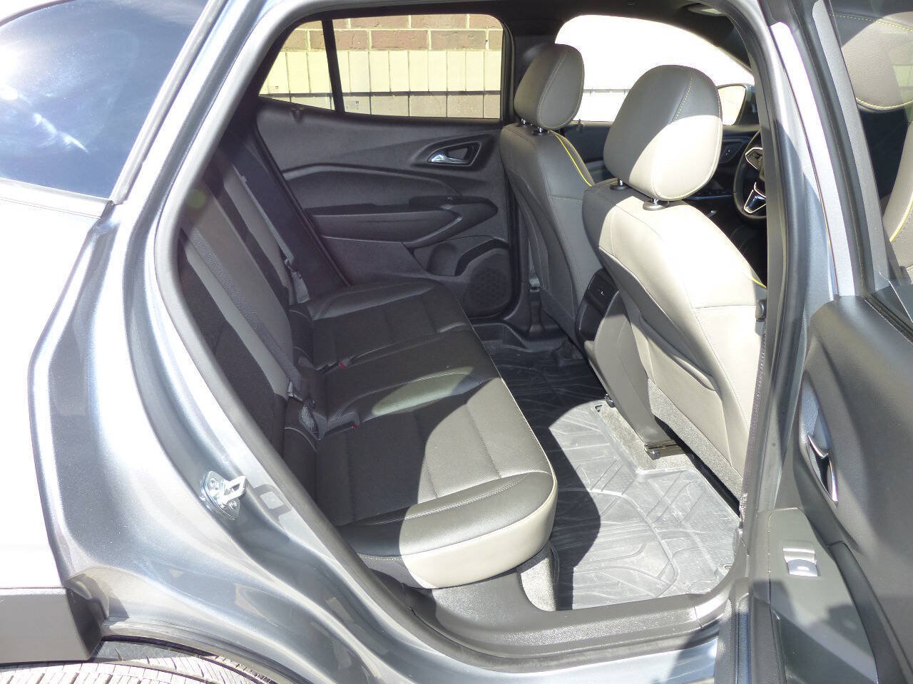 Used 2026 Chevrolet Trax ACTIV w/ Driver Confidence Package FWD image 35