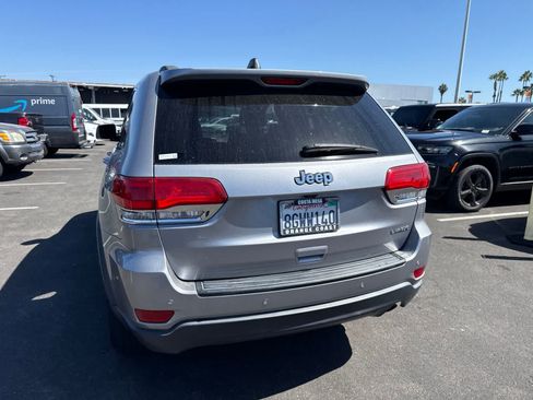 Used 2018 Jeep Grand Cherokee Laredo RWD image 21