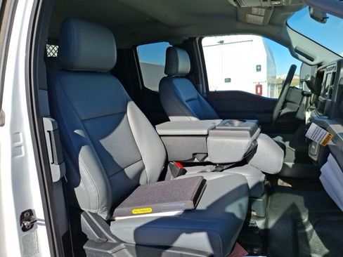New 2024 Ford F550 4x4 SuperCab Super Duty image 12