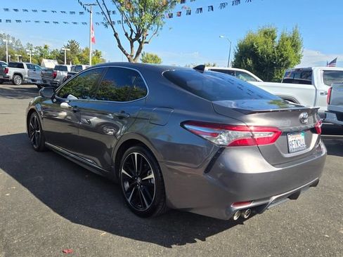 Used 2018 Toyota Camry XSE w/ Driver Assist Package FWD image 6