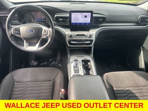 Used 2021 Ford Explorer XLT RWD image 17