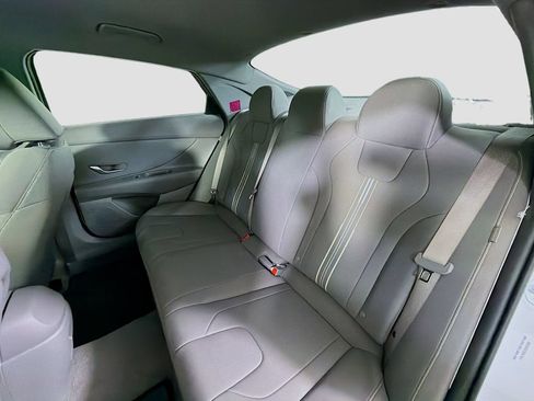 Used 2025 Hyundai Elantra Sport FWD image 23
