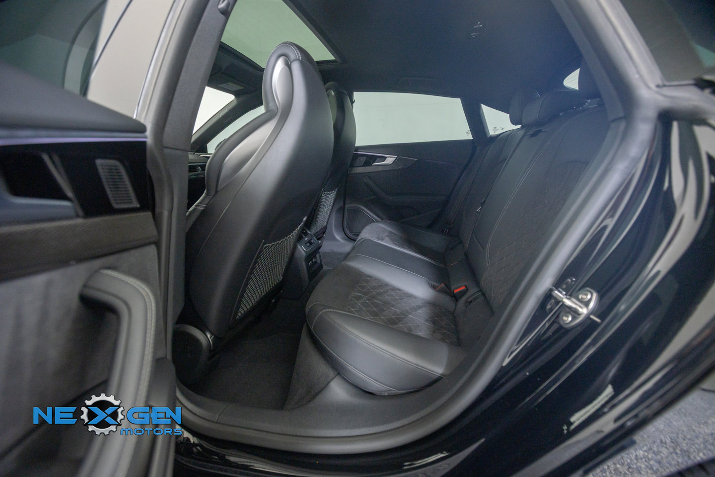 Used 2025 Audi S5 Premium Plus w/ Premium Plus Package AWD/4WD image 29