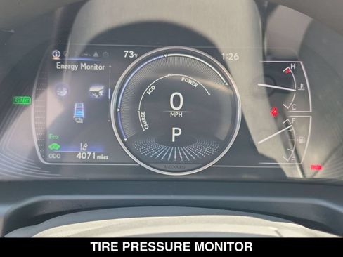 Used 2025 Lexus ES 300h w/ Premium Package FWD image 21
