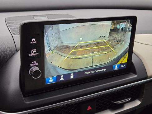 Certified 2025 Acura ADX A-Spec image 27