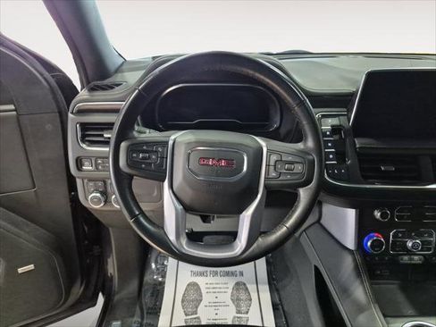Used 2023 GMC Yukon SLT image 13