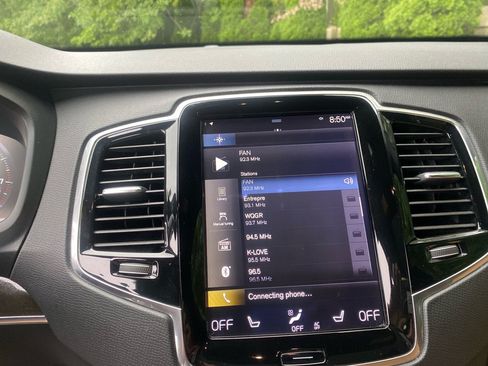 Used 2017 Volvo XC90 T6 Momentum w/ Vision Package AWD/4WD image 14