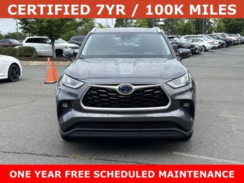 Used 2023 Toyota Highlander XLE AWD/4WD image 6
