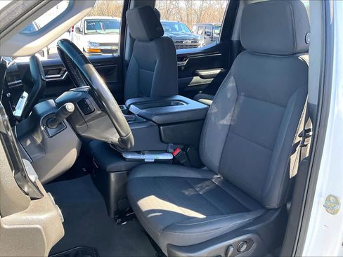 Used 2023 Chevrolet Silverado 1500 LT image 10