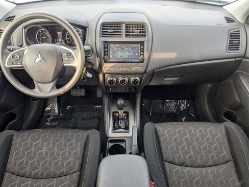 Used 2025 Mitsubishi Outlander Sport ES image 15