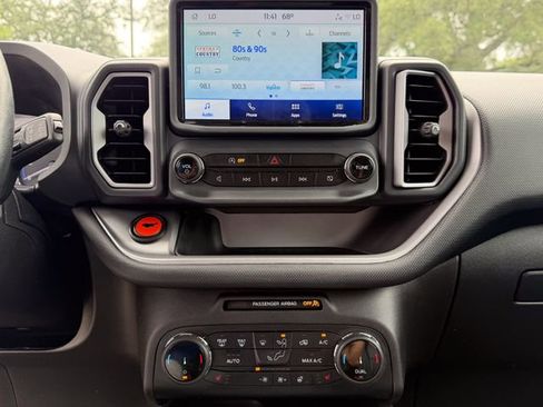 Used 2022 Ford Bronco Sport Outer Banks w/ Tech Package AWD/4WD image 14