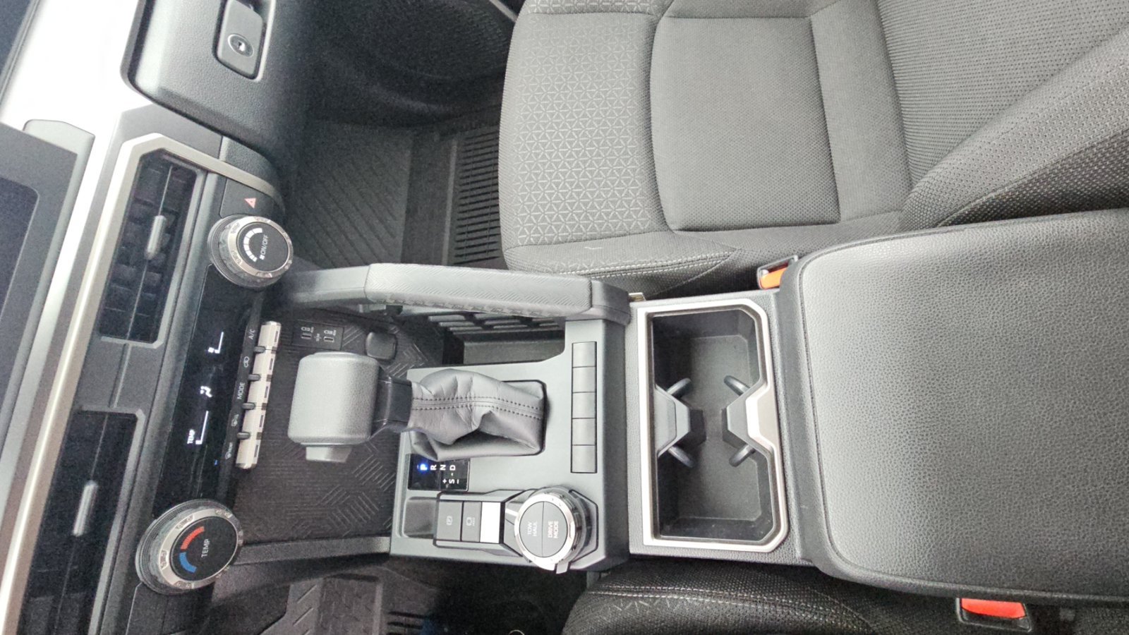 Certified 2026 Toyota 4Runner SR5 AWD/4WD image 19