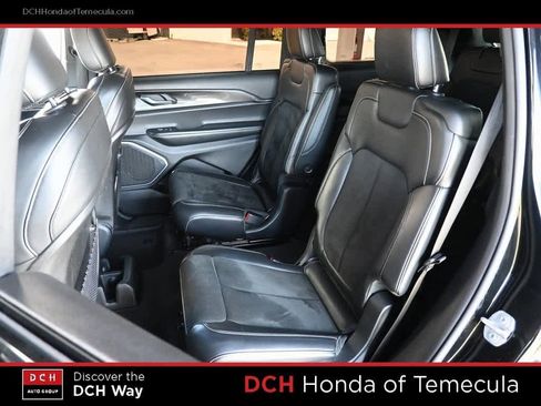 Used 2021 Jeep Grand Cherokee L Altitude image 19