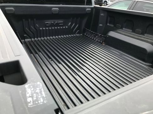 Used 2024 GMC Sierra 1500 Elevation image 8