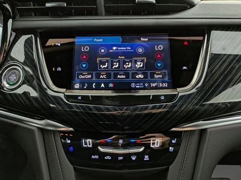 New 2025 Cadillac XT6 Premium Luxury image 24