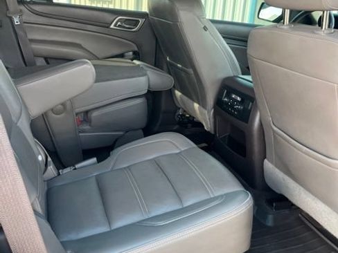 Used 2018 GMC Yukon Denali w/ Open Road Package AWD/4WD image 11