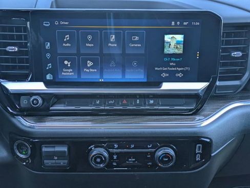 Used 2024 Chevrolet Silverado 2500 LT image 19