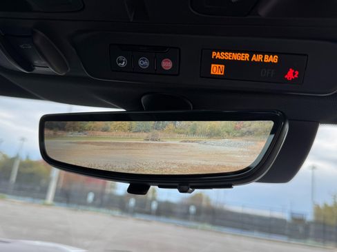 Used 2022 Chevrolet Camaro ZL1 image 40