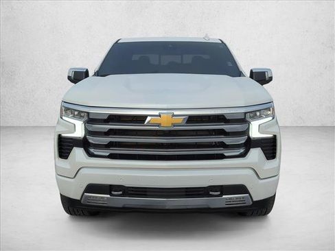 Used 2024 Chevrolet Silverado 1500 High Country image 2