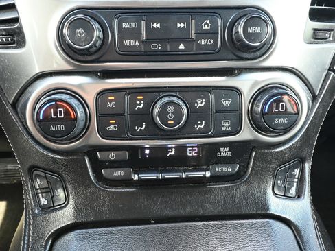 Used 2018 Chevrolet Tahoe Premier AWD/4WD image 19