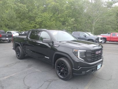 Used 2025 GMC Sierra 1500 Elevation w/ Preferred Package