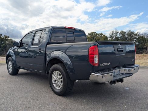 Used 2015 Nissan Frontier SV w/ SV Value Truck Package image 7