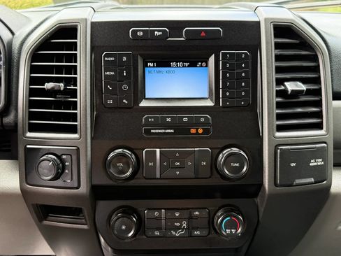 Used 2020 Ford F250 XL w/ Power Equipment Group AWD/4WD image 18