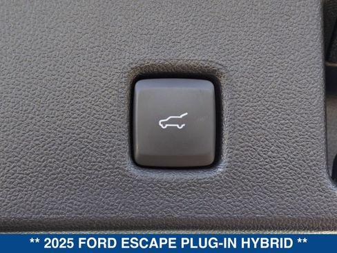 New 2025 Ford Escape image 15