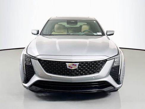 Used 2025 Cadillac CT5 Premium Luxury image 2