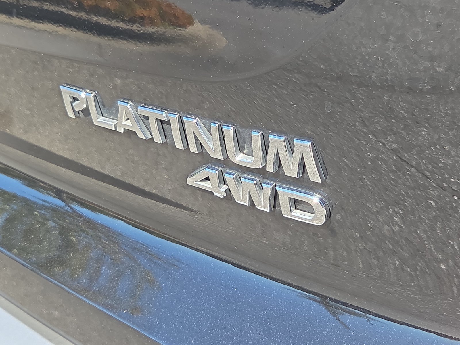 Used 2024 Nissan Pathfinder Platinum w/ Cargo Package AWD/4WD image 8