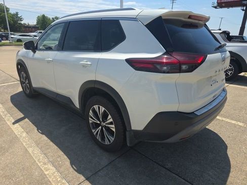 Used 2021 Nissan Rogue SV w/ Premium Package AWD/4WD image 3