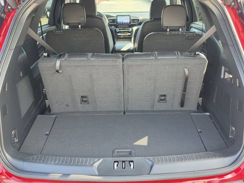 Used 2023 Ford Explorer ST-Line w/ Class IV Trailer Tow Package RWD image 5