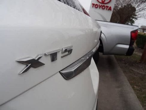 Used 2020 Cadillac XT5 Premium Luxury image 7