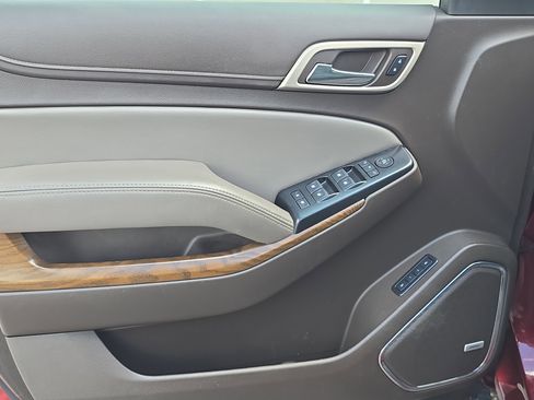 Used 2019 GMC Yukon Denali w/ Denali Ultimate Package image 18