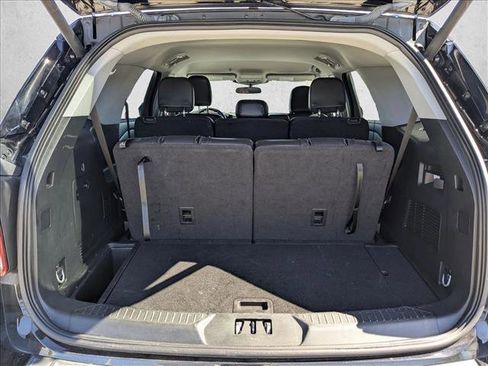 Used 2023 Ford Explorer XLT w/ Equipment Group 202A image 6