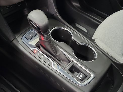 Used 2023 Chevrolet Equinox LS w/ LS Convenience Package image 31