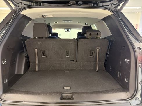 Used 2019 Chevrolet Traverse LT w/ LPO, Floor Liner Package image 39