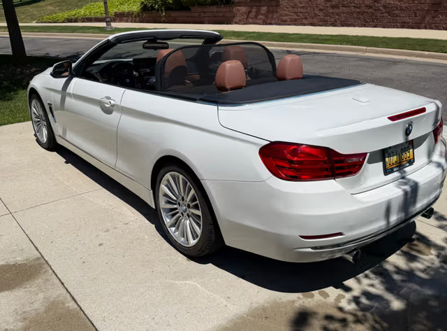 Used 2014 BMW 435i Convertible RWD image 2